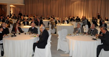 Almuerzo conmemorativo 75º Aniversario de UNIT