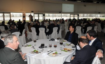 Almuerzo conmemorativo 75º Aniversario de UNIT