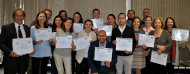 Participantes del taller con sus diplomas