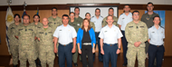 alumnos y personal de la fuerza aerea uruguaya junto docente y gerente de capacitacion de unit