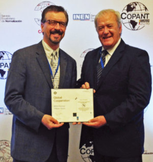 Ing. Pablo J. Benia y  Jim Olshefsky