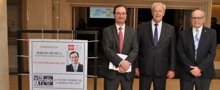 Sergio Mujica; Acad. Ing. Pablo J. Benia y Acad. Ing. Franz Mardero