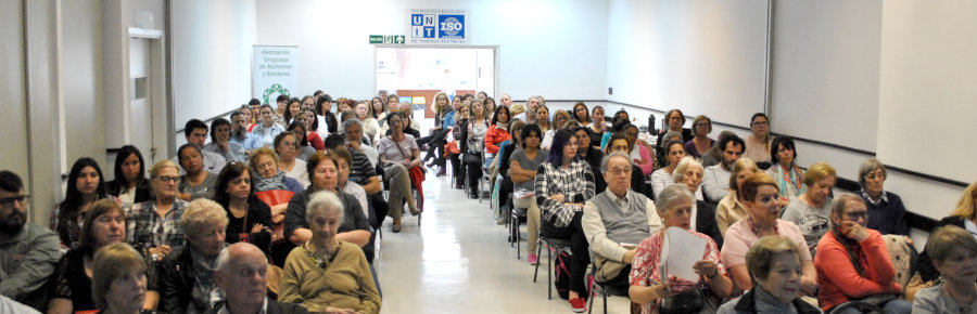 Publico asistiendo a la jornada