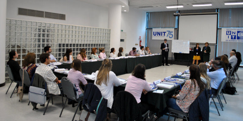 Foto de los participantes y docentes del curso