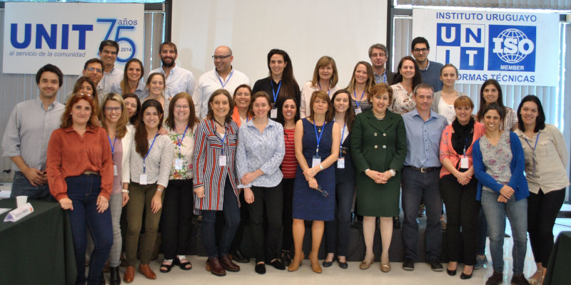 Foto grupal del curso formacion de auditores
