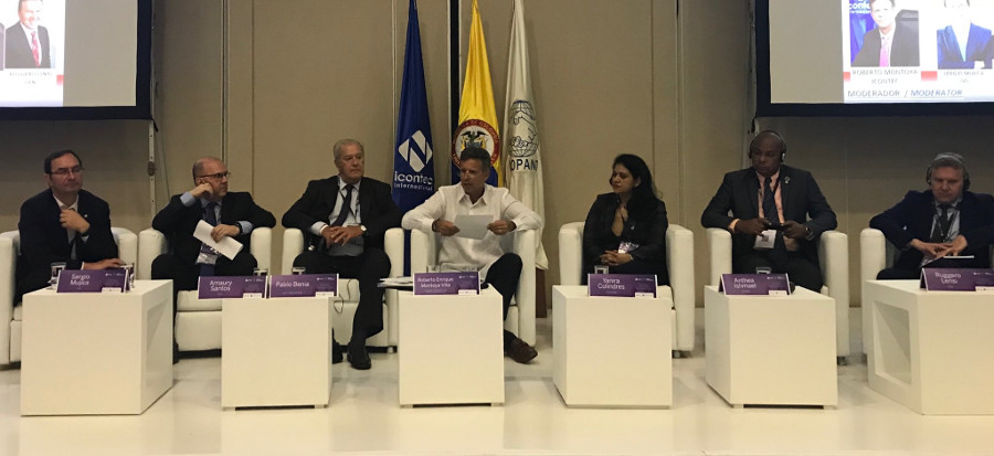 Participantes de la asamblea de COPANT en Cartagena de Indias, Colombia