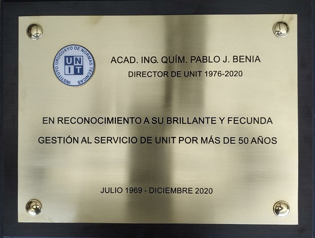 placa conmemorativa