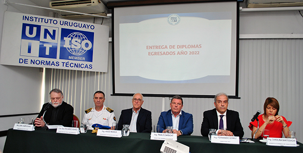 2022-12-16_Estrado.jpg
